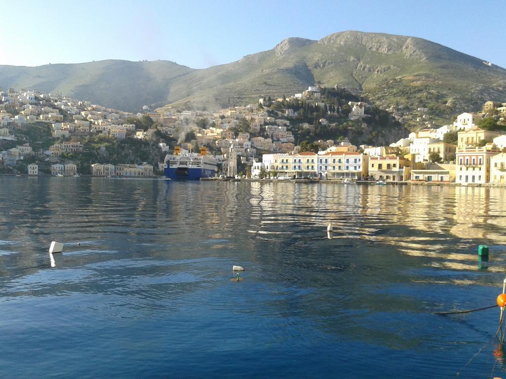 Nikolitsi Studios Symi Exterior foto