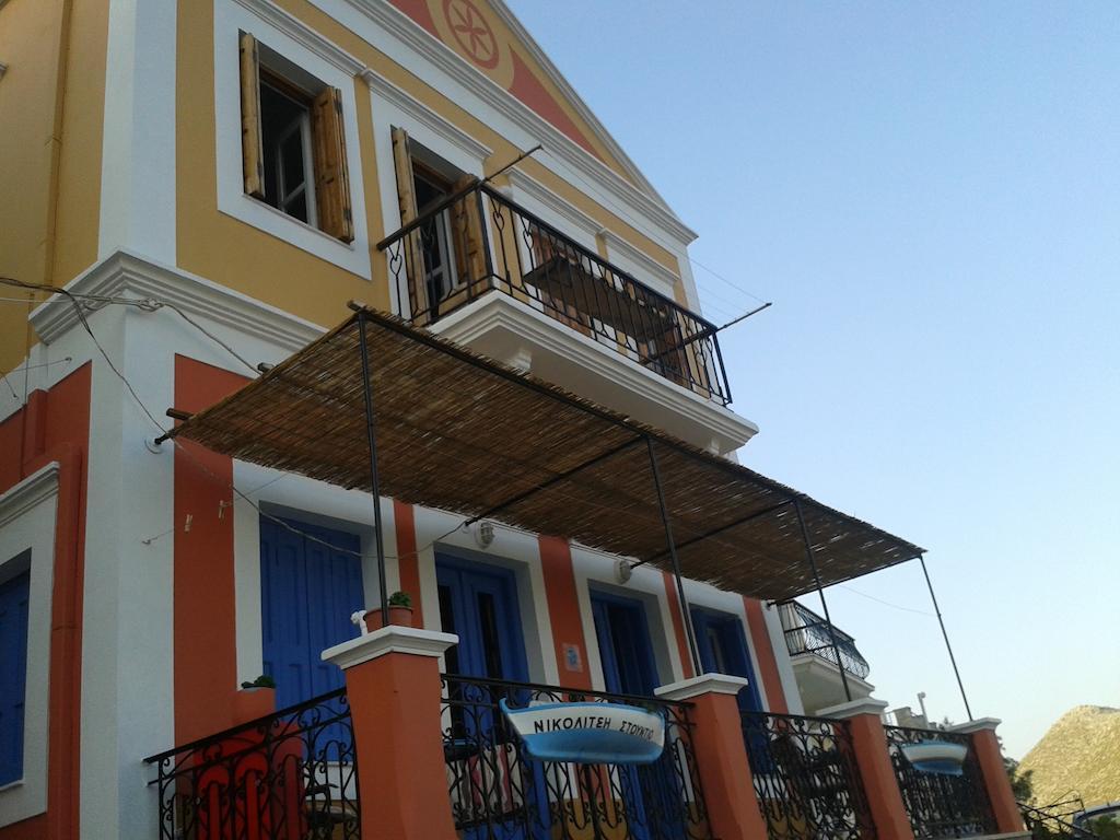 Nikolitsi Studios Symi Habitación foto